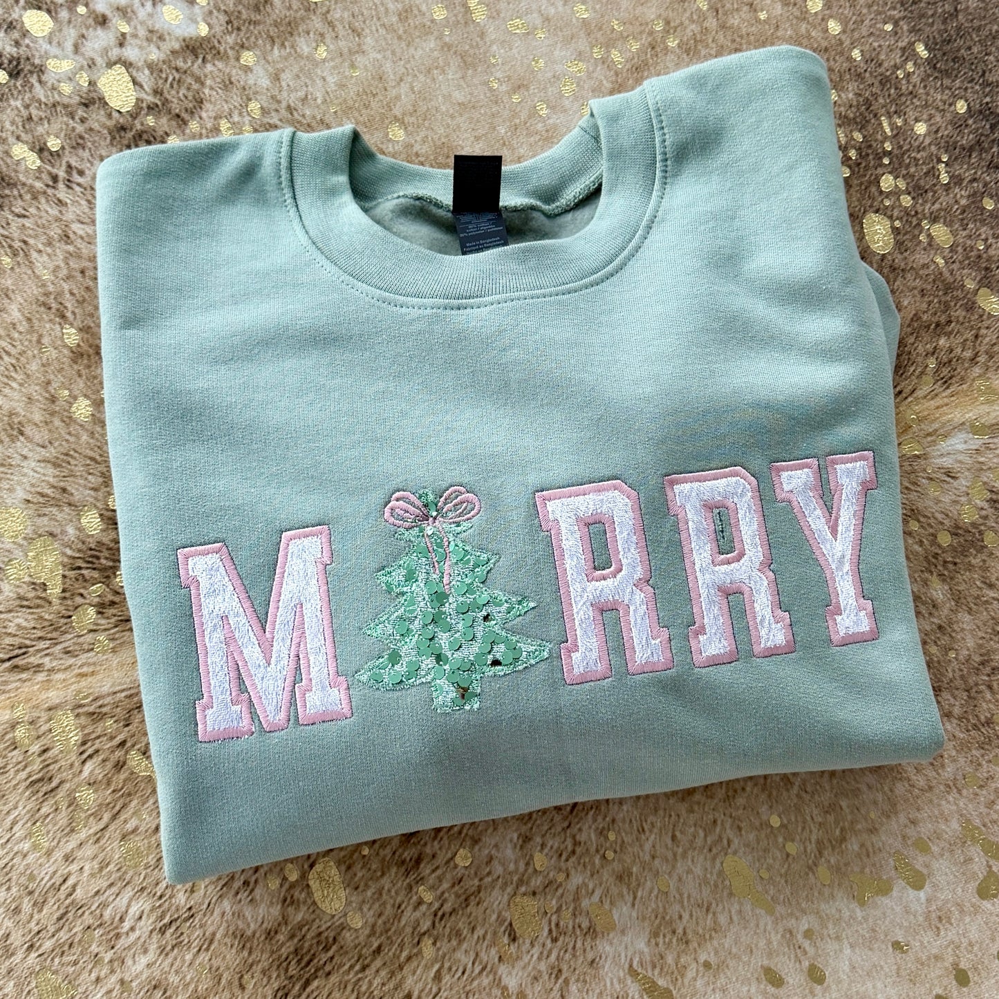 Embroidered Sweatshirt -MERRY Sequin tree and velvet pink letters