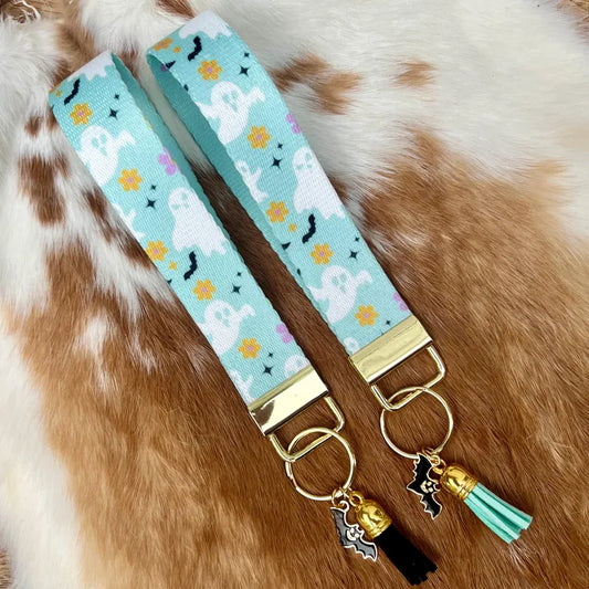 Gift - Wristlet Key Chain Don’t scare me I Pee easy ghost wristlets with charm tassel