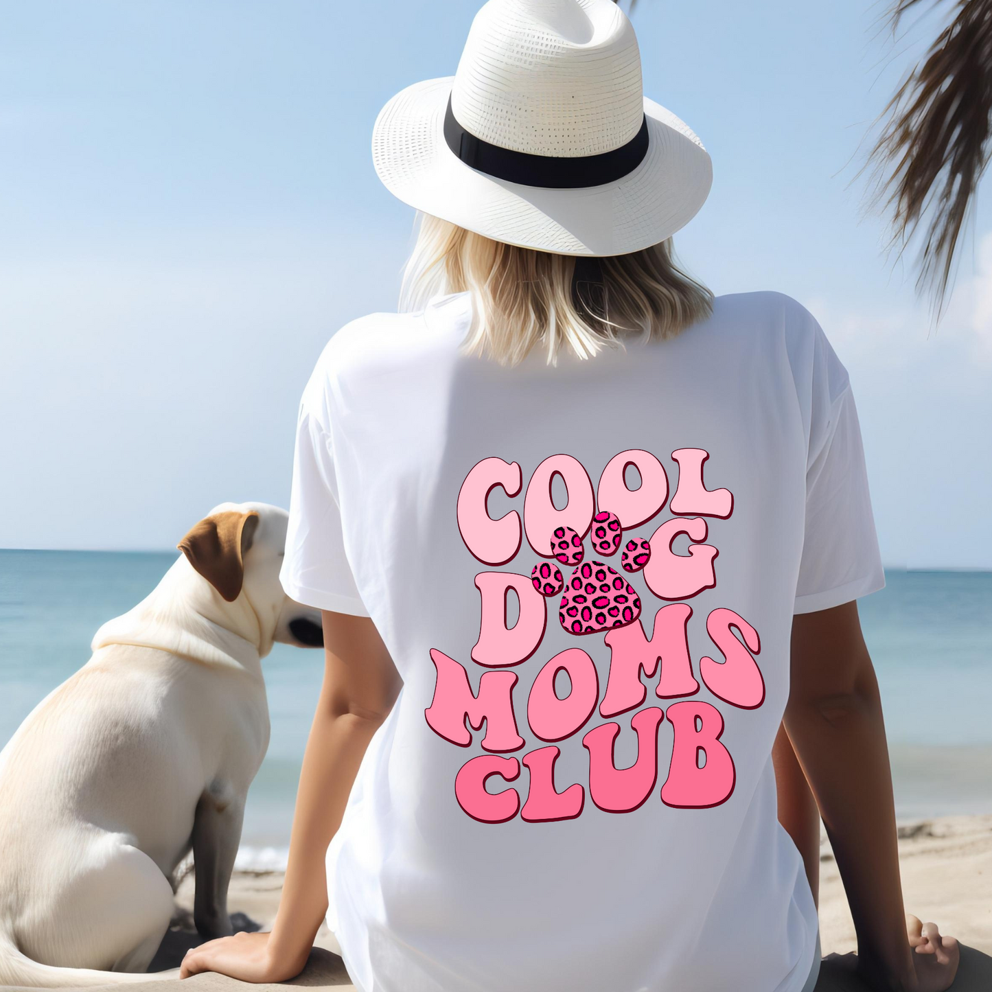 Sweatshirt - Cool Dogs Mom Club