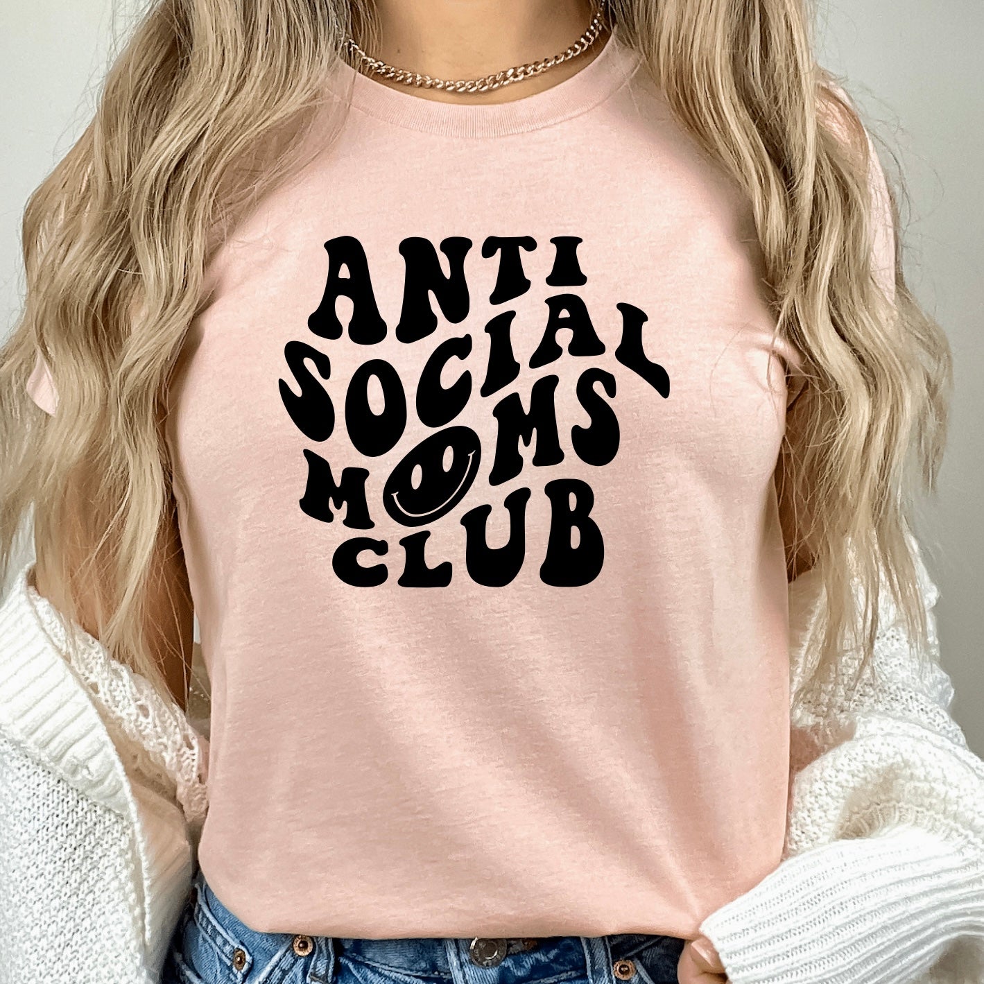 Teeshirt- Anti social Moms Club